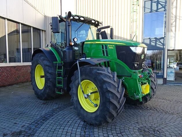 Traktor John Deere 6230R – Bild 3