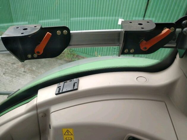 Traktor Fendt 828 VARIO S4 PROFI PLUS 2015 – Bild 23
