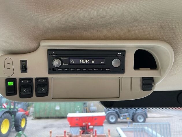 Traktor John Deere 6155R – Bild 14